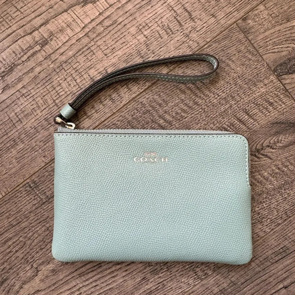 Coach Corner Zip Wristlet Waterfall Blue - Picture 4 of 6